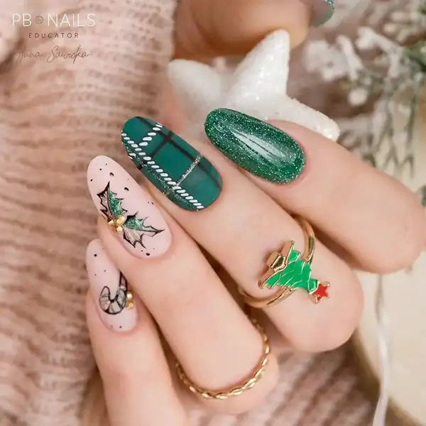 مدل طراحی ناخن دخترانه شیک