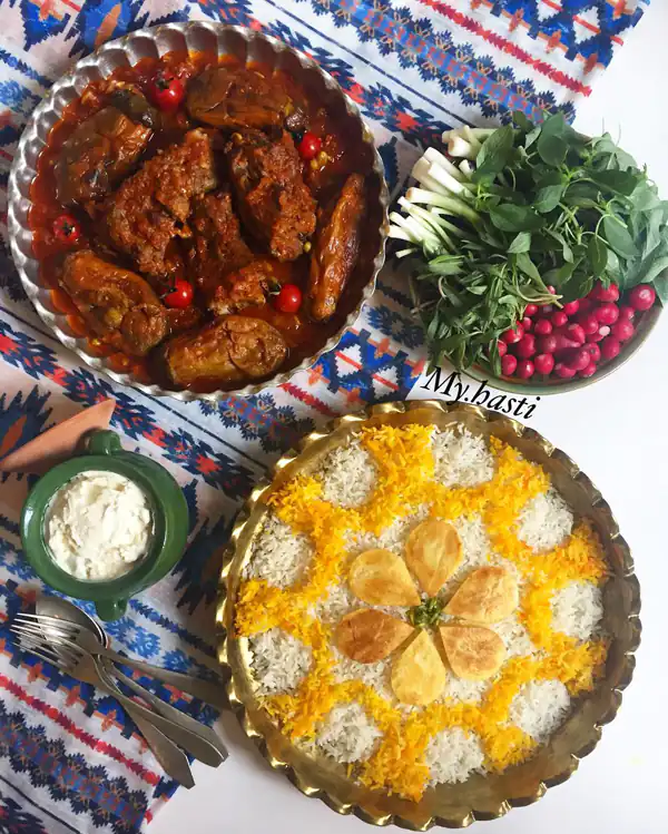 میز شام برای مهمان