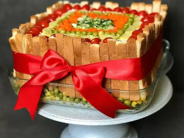 تزیین کیک مرغ شیک