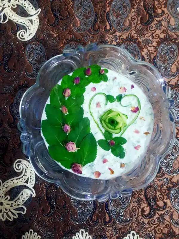 تزیین ماست موسیر