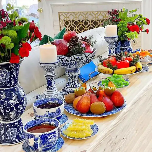 تزیین میز شب یلدا ساده