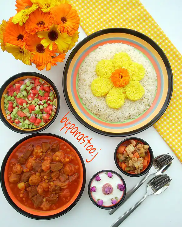 چیدمان میز شام شیک