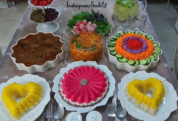 چیدمان میز شام شیک