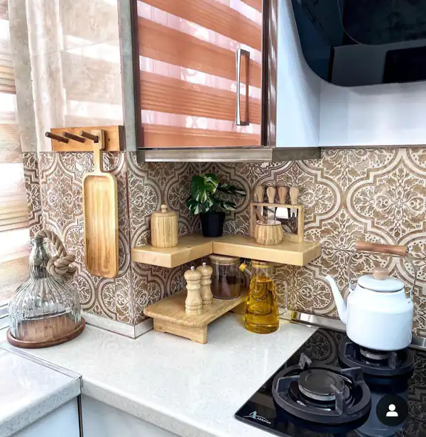 چیدمان روی کابینت آشپزخانه عروس