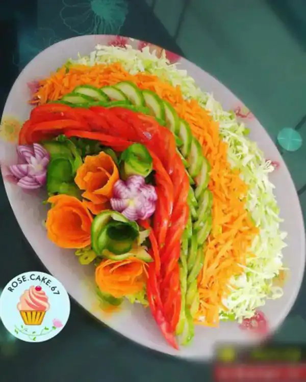 ایده تزیین سالاد فصل