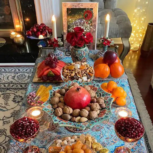 میز شب یلدا سنتی