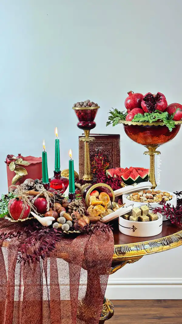 میز شب یلدا سنتی