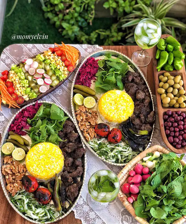 سفره آرایی غذاهای ایرانی