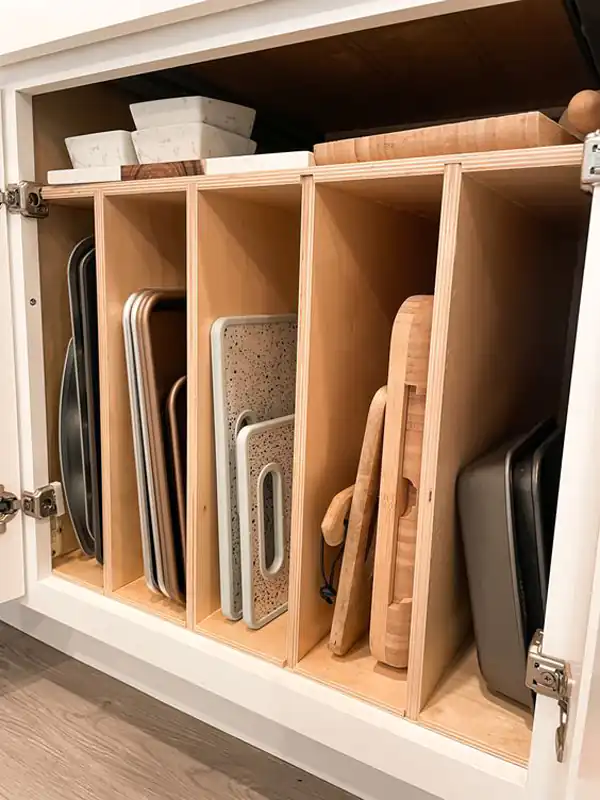 چیدمان داخل کابینت
