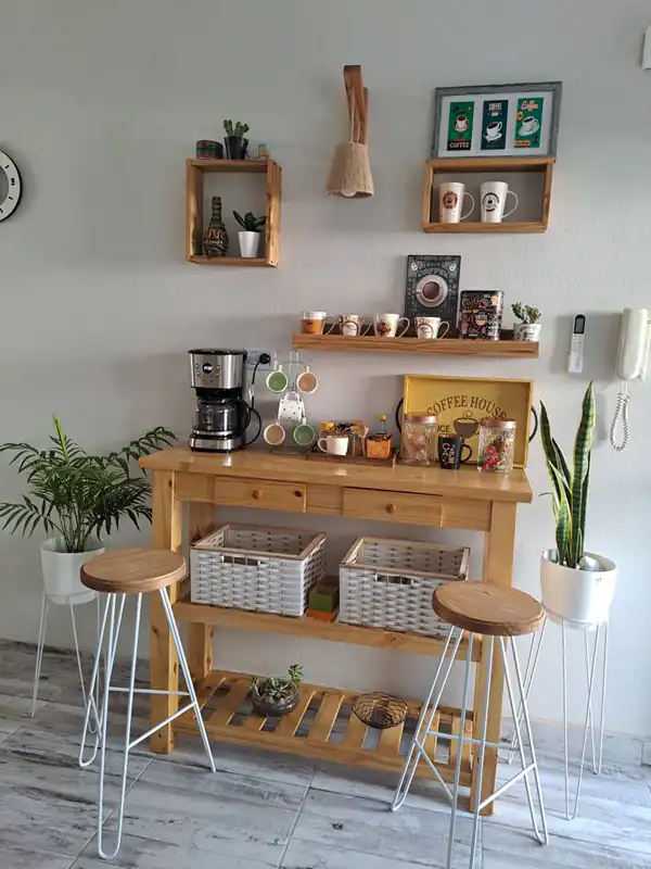 دیزاین آشپزخانه با وسایل چوبی
